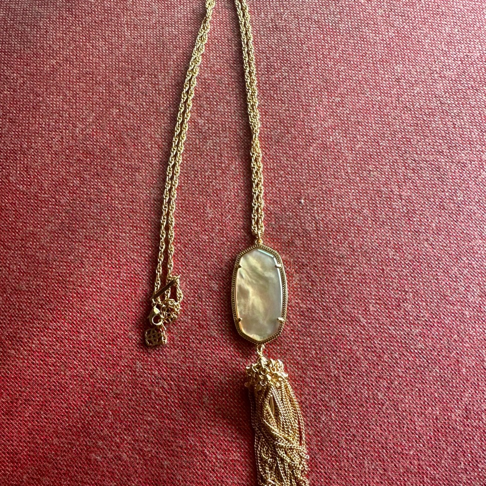Kendra Scott Rose Gold Mother of Pearl OG Pendant Necklace.